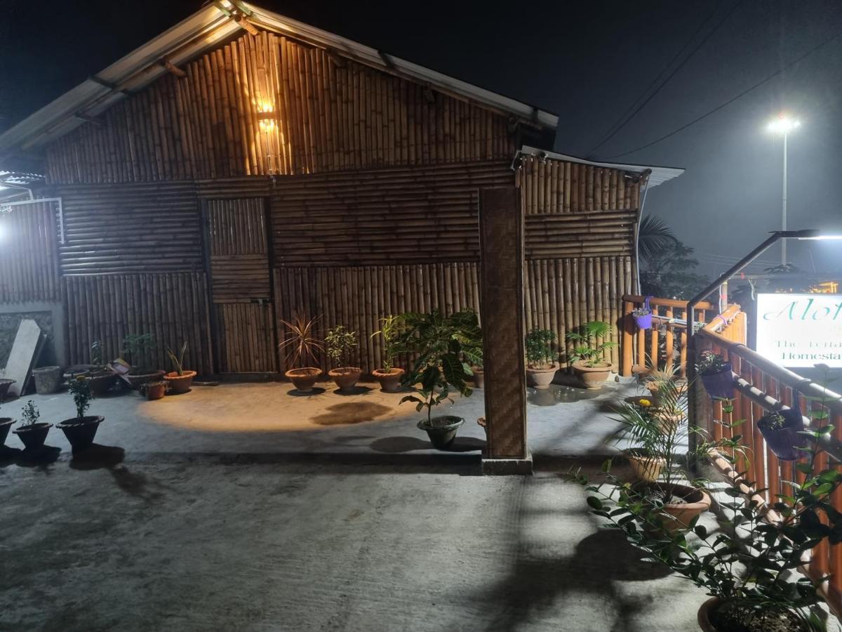 Alohi The Terrace Homestay Tezpur Eksteriør bilde