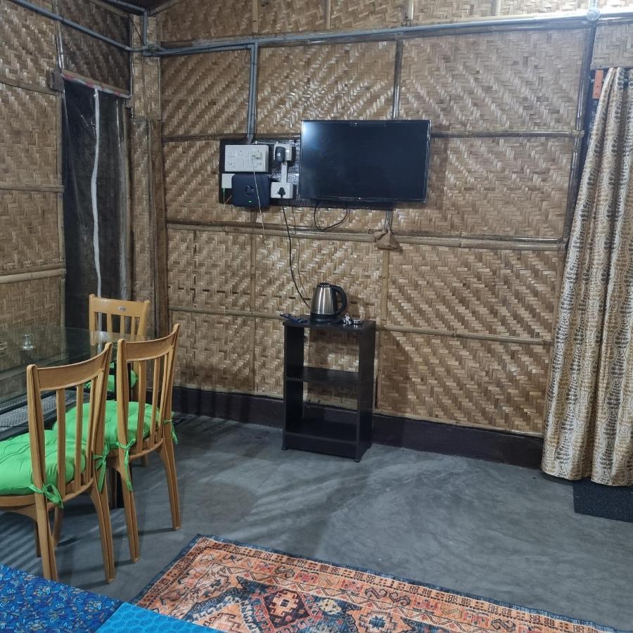 Alohi The Terrace Homestay Tezpur Eksteriør bilde
